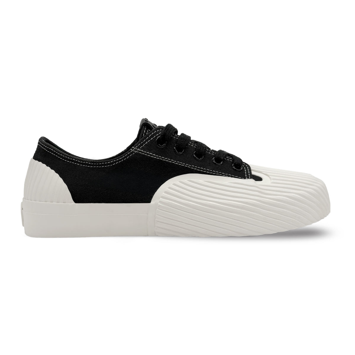 Prototype-01 Black/White